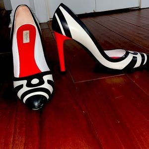 Max Mara pump
